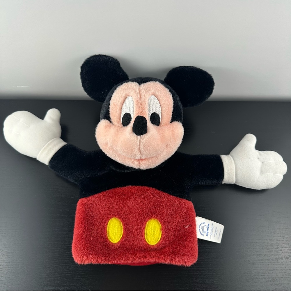 Disney Mickey Mouse Classic Mickey Sleeve Puppet Applause Vintage Plush Toy 11”